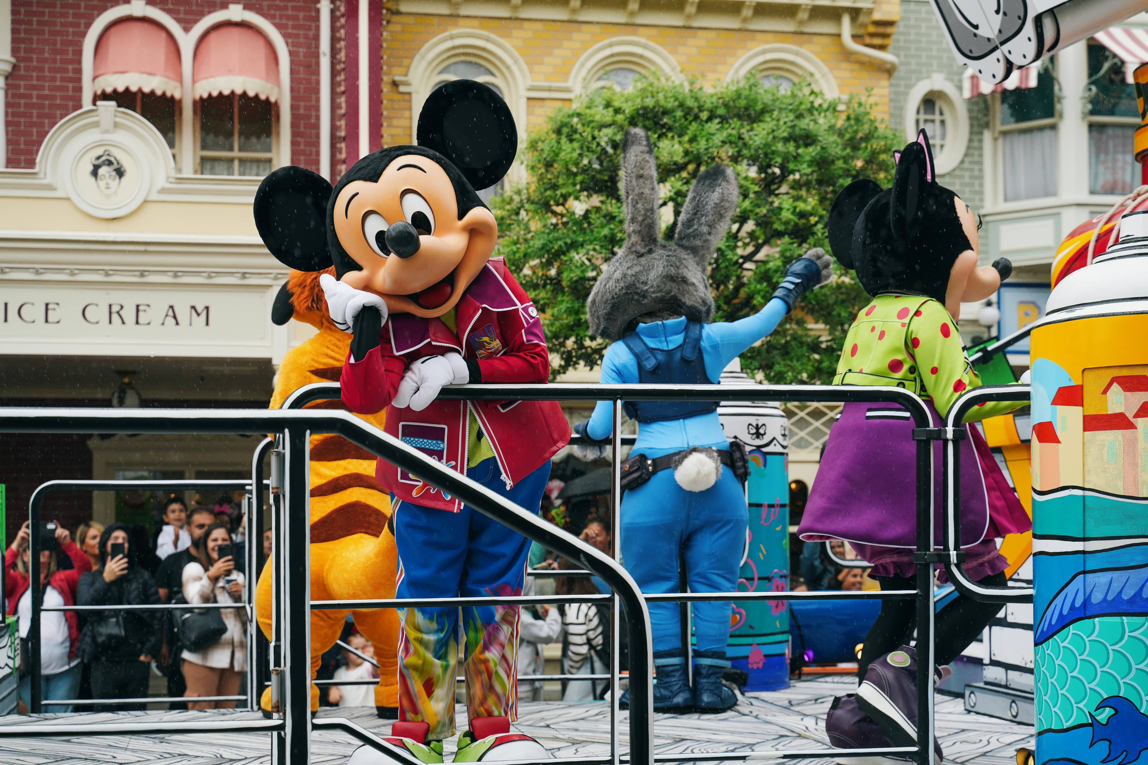 🏰 Disney Day: Reward Trip for Top Coders